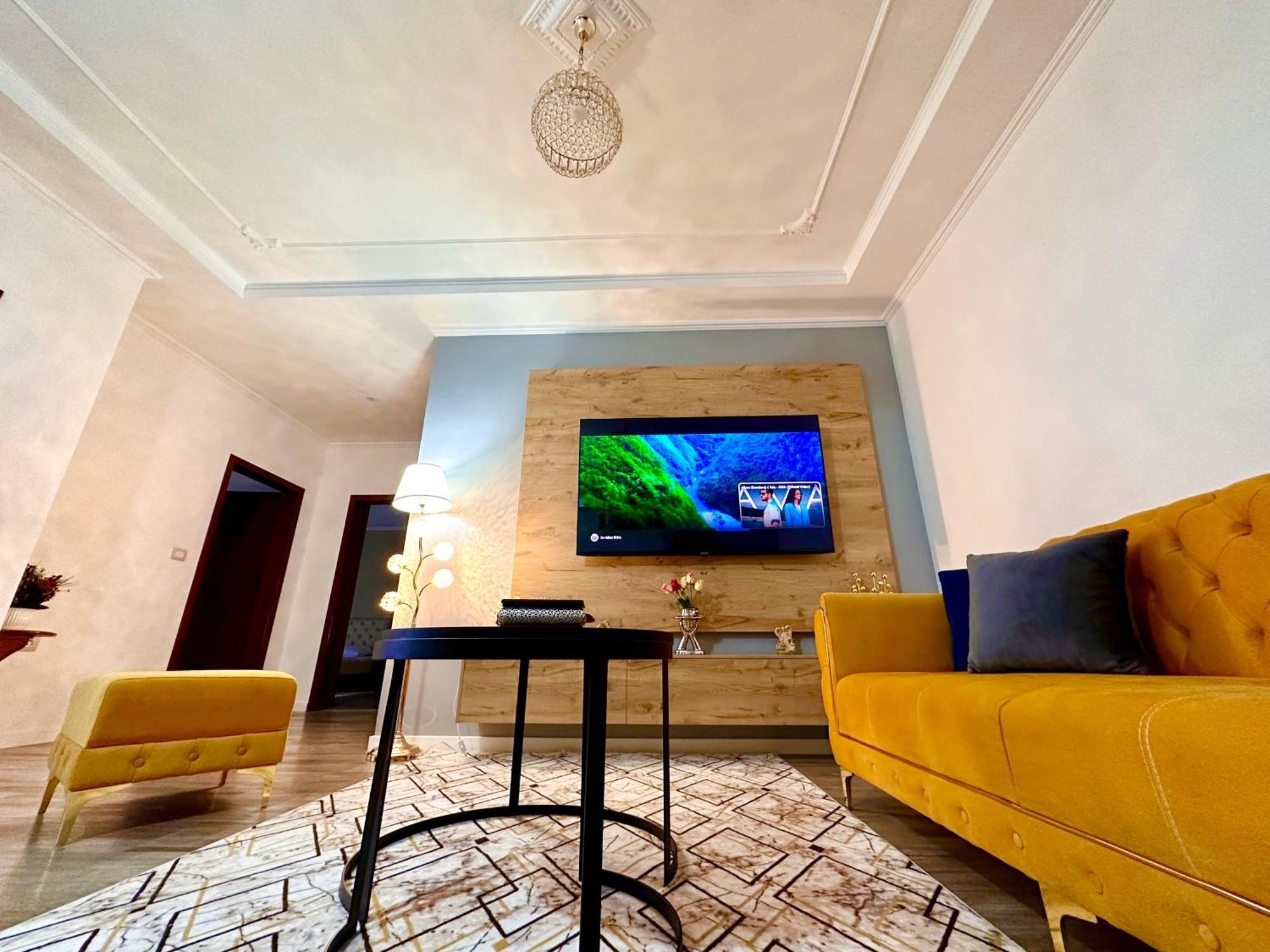 The Luxe Apartments Gjirokastër Exterior foto